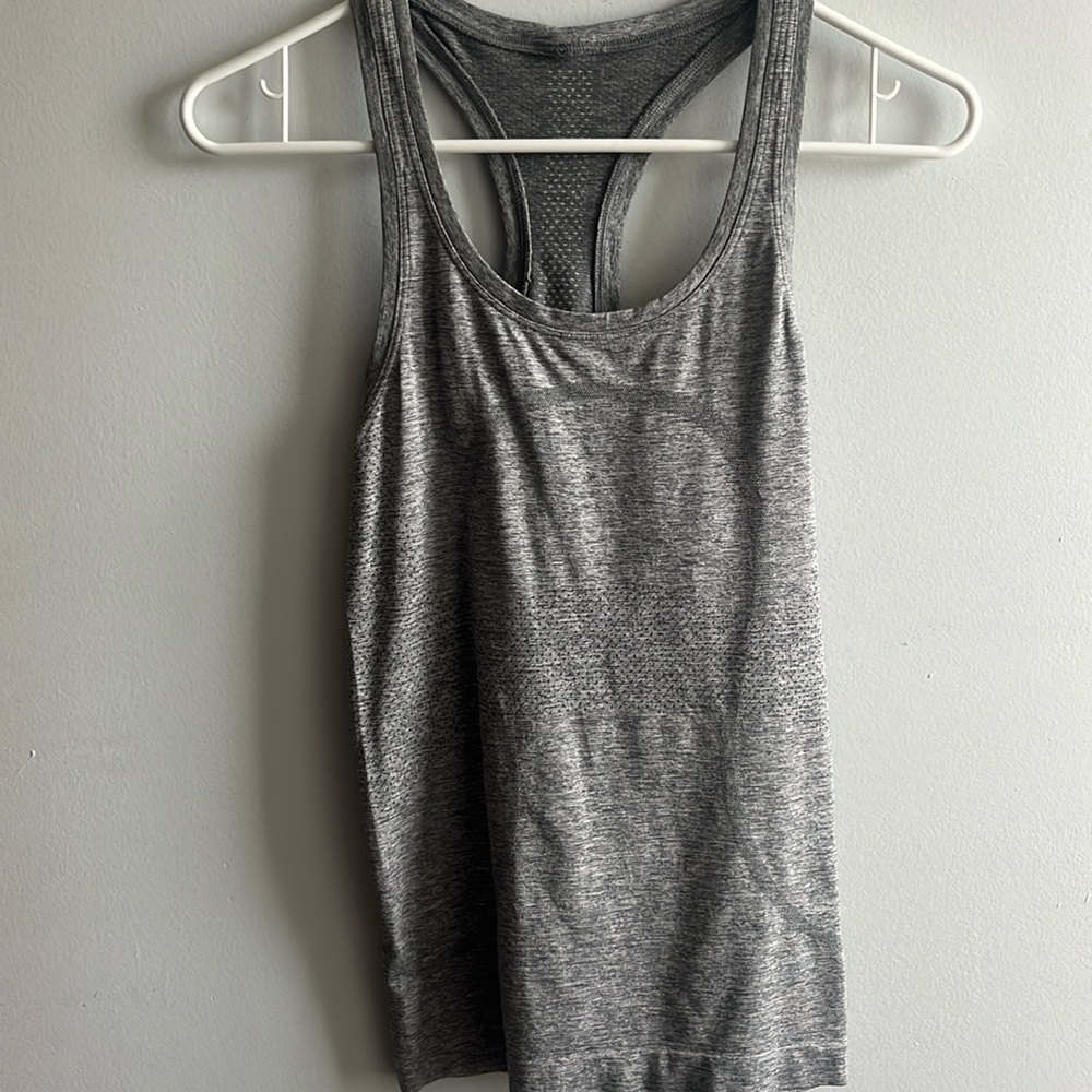 Grey lulu tank top